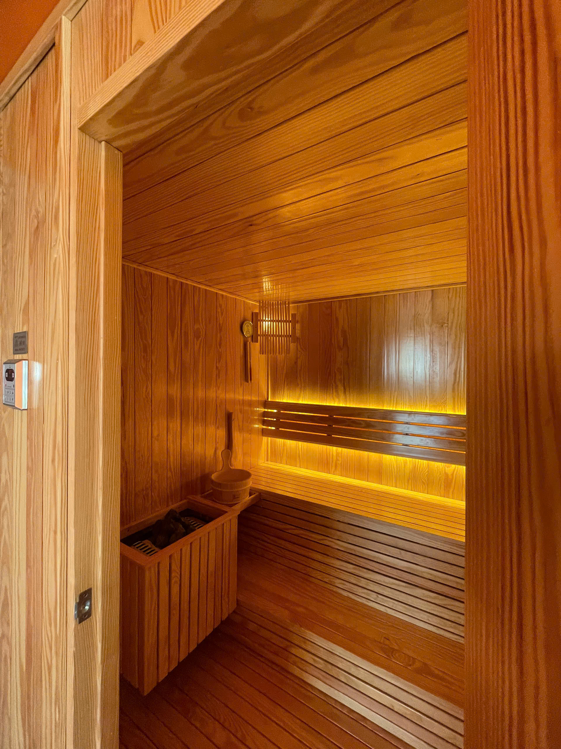 Thi Công Phòng Xông Hơi Khô Thông Mỹ Chuyên Nghiệp Tại Gò Vấp Thành Phố Hồ Chí Minh